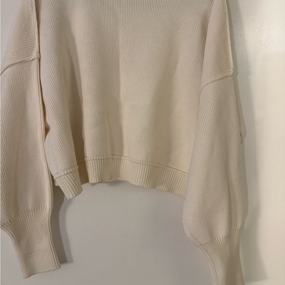 Vici Elouise Cropped Crewneck Sweater - Picture 8 of 8
